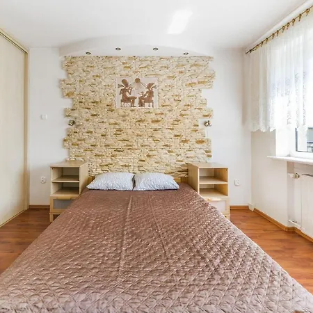 Проживание в семье Anmare